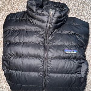 patagonia down sweater black jacket